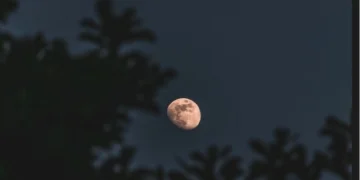 Gerhana Bulan Total 3 Maret 2026: Warga Indonesia Saksikan Blood Moon